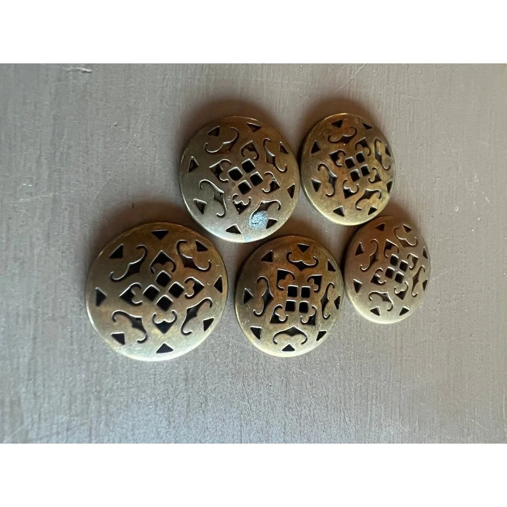 Filigree Metal Buttons 1